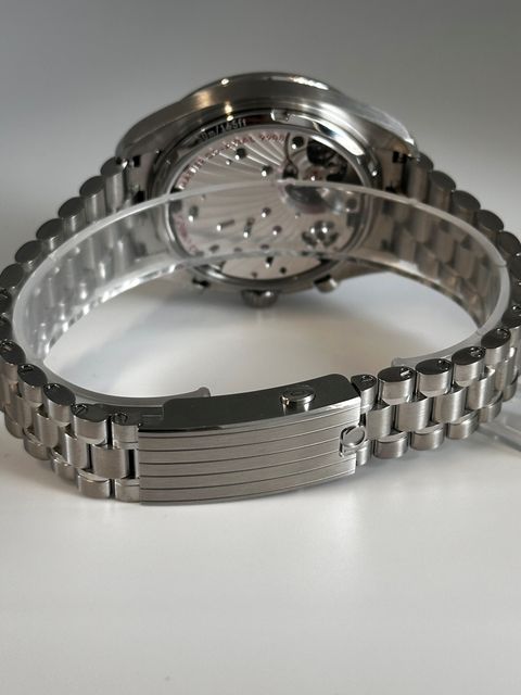 Omega Speedmaster Chronoscope 329.30.43.51.02.001 Image 3